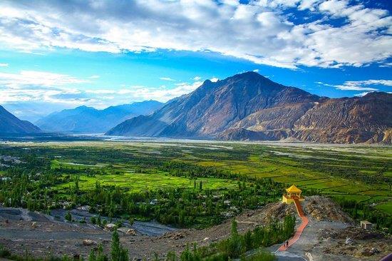 Nobra Valley opens for foreign tourists